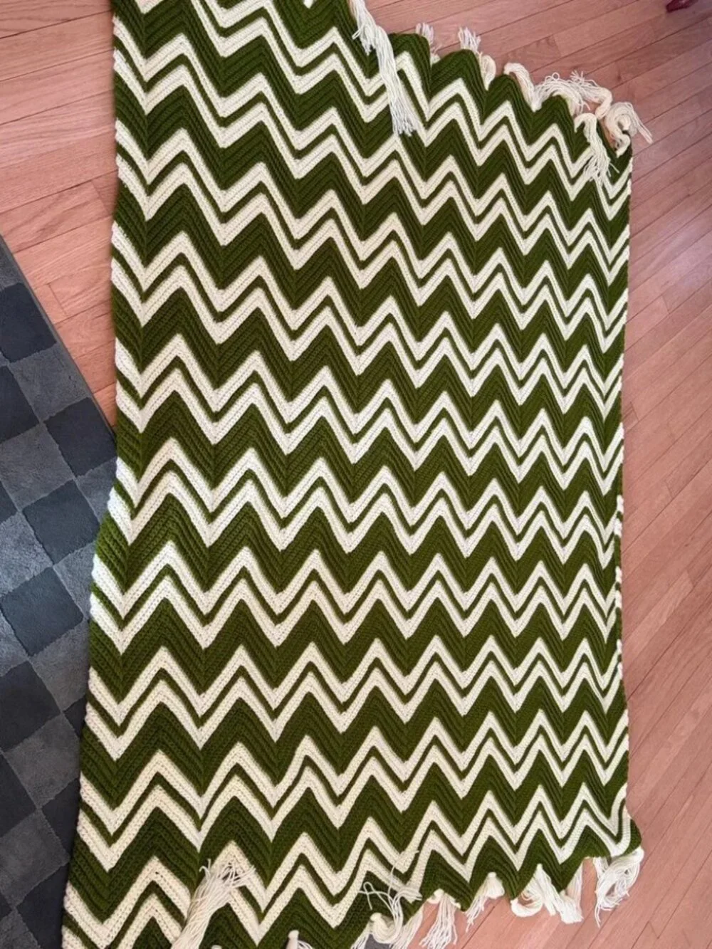 Chevron Pattern Green and White Throw Blanket